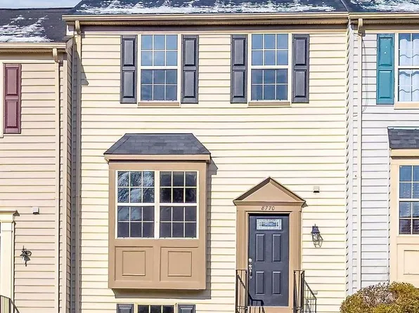 8770 Deblanc Pl, Manassas, VA 20110