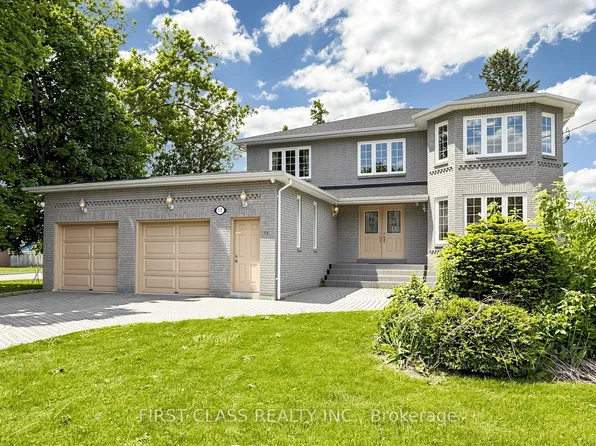 17 Cross Hill Rd, Toronto, ON M1T 3E3