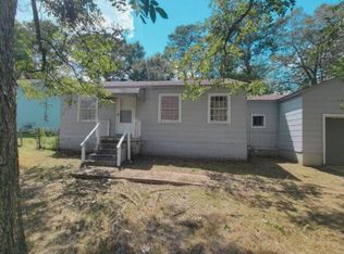 2821 Greenview Dr, Jackson, MS 39212