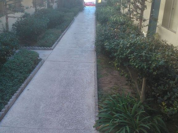 4th image of 23015 Madison St APT 4