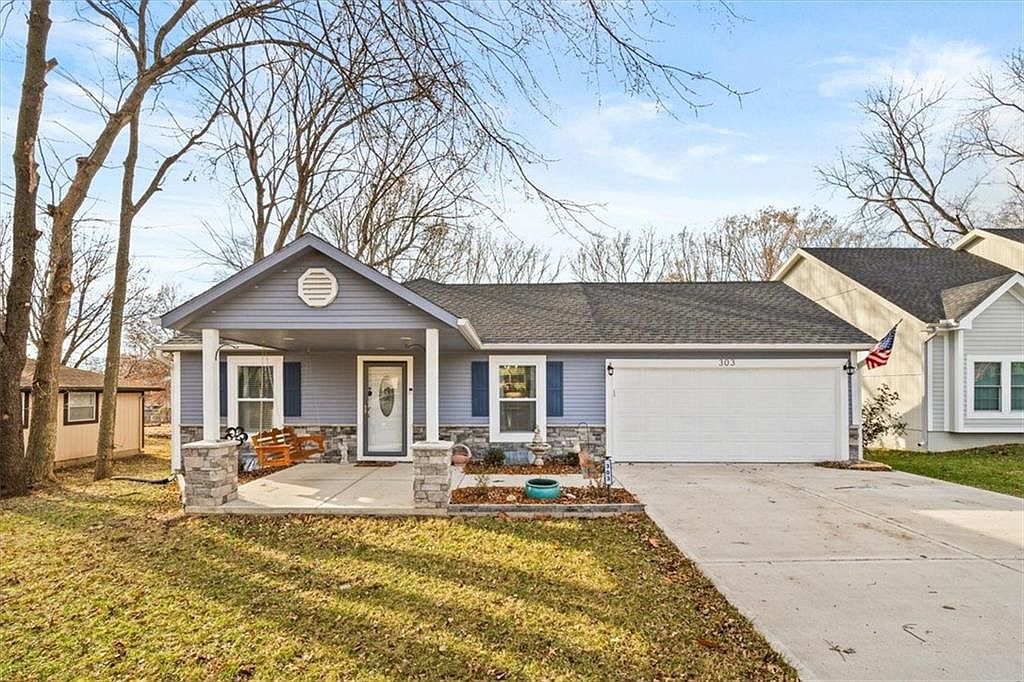 303 S Jackson St, Spring Hill, KS 66083 | MLS #2591162 | Zillow