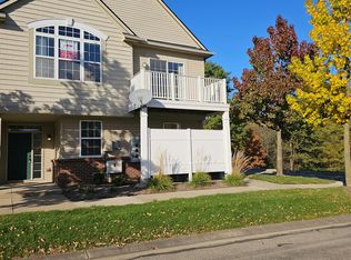 669 Abbington Ct, Howell, MI 48843