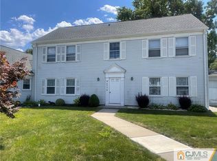 632 Yorkshire Ln #B, Monroe Township, NJ 08831
