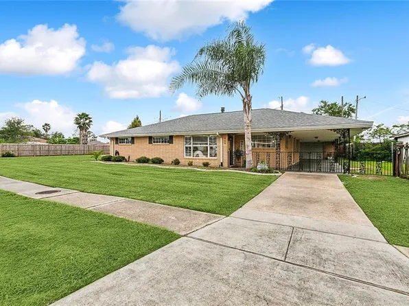 409 Sable Dr, Arabi, LA 70032