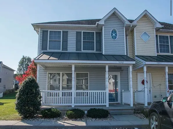 1042 Molly Pitcher Pl, Harrisonburg, VA 22802