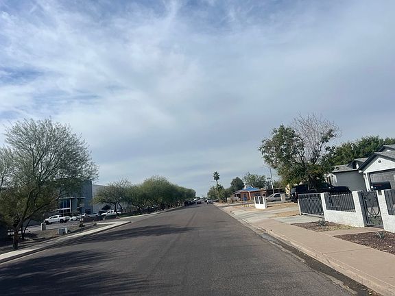 5th image of 730 W Mohave St