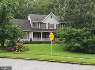 14401 Danube Ln, Bowie, MD 20721