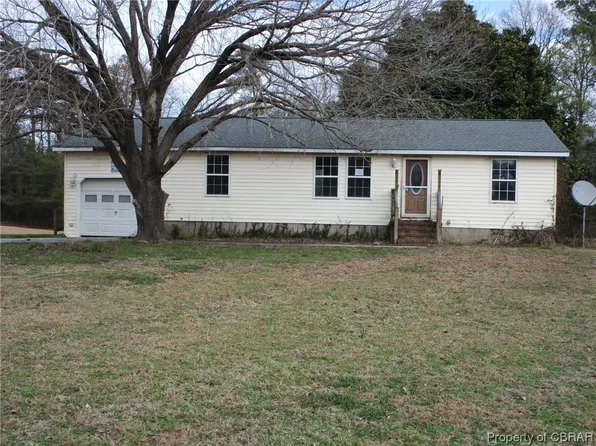 12677 New Hope Rd, Saluda, VA 23149