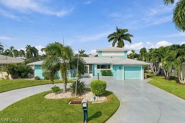 3 bed, 2.5 bath, 2238 sqft, $7,000 — Photo 2