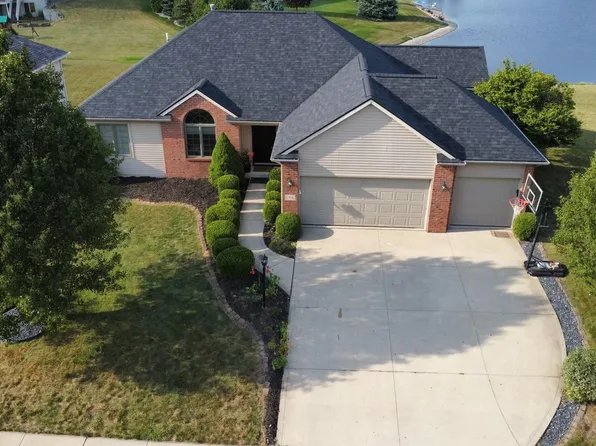 1006 Island Brooks Ln, Fort Wayne, IN 46845