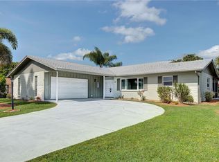 549 Glen Oak Rd, Venice, FL 34293