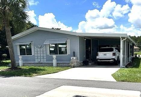 1st image of 807 Village Dr