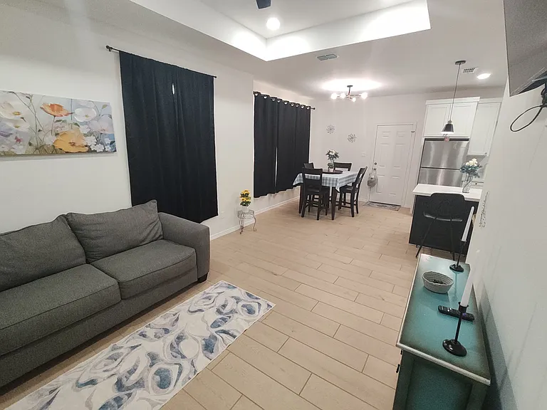 3004 S Links Dr #3 — Photo 1