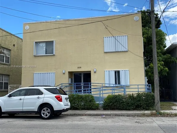 229 NW 10th Ave APT 2, Miami, FL 33128