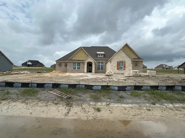 705 Water Side Dr, Van Alstyne, TX 75495