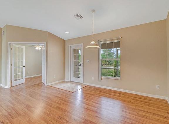 4th image of 3107 56th St W