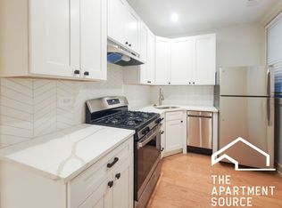 3529 N Broadway St APT 3E, Chicago, IL 60657