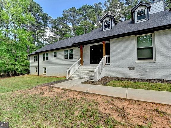 2nd image of 780 N Ola Rd