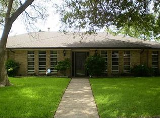 3466 Whirlaway Rd, Dallas, TX 75229