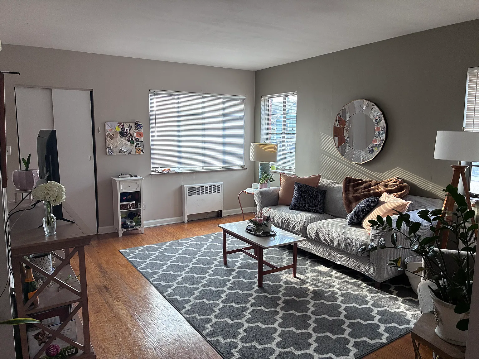1 bed, 825 sqft, $1,395 — Photo 1