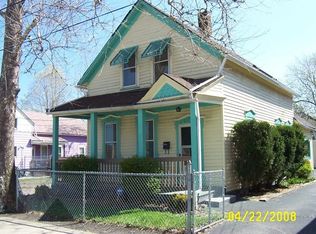 1421 E 57th St, Cleveland, OH