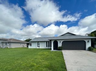 1135 SE 13th Ter, Cape Coral, FL 33990