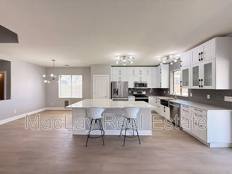 45295 W Gavilan Dr — Photo 4