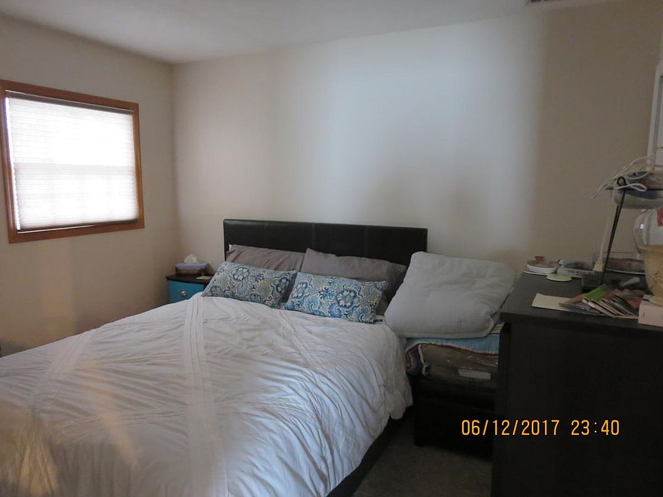 2nd image of 500 Mountainview Ave #2