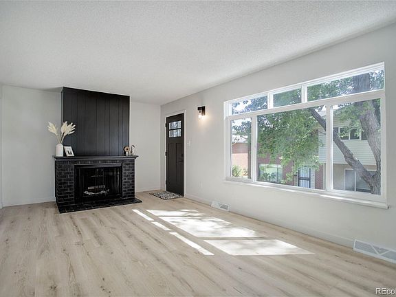 4th image of 9017 E Nassau Avenue