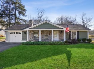 493 Green Village Rd, Green Village, NJ 07935