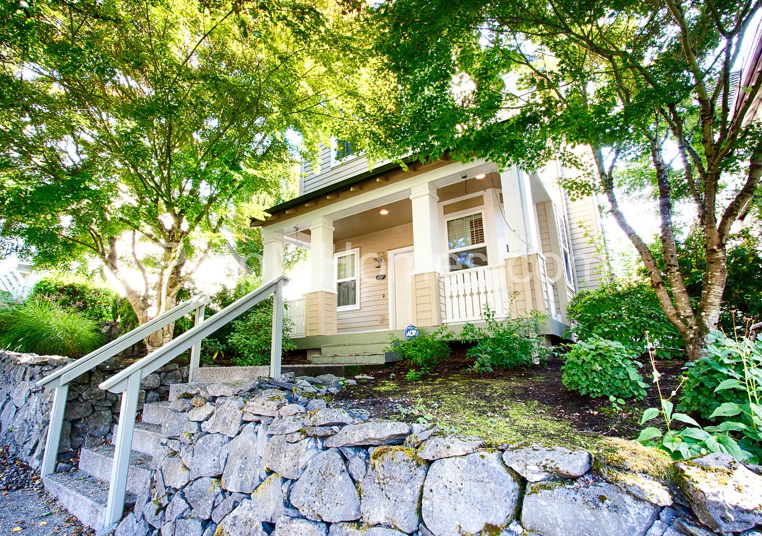 Beautiful NW Portland Craftsman Style Three Bedroom Detached Condo! — Photo 2