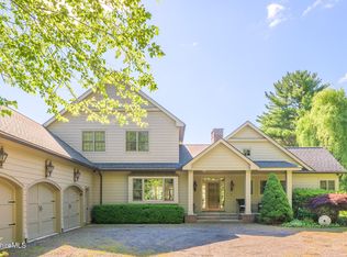 36 Yale Hill Rd, Stockbridge, MA 01262