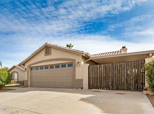 6109 W Villa Theresa Dr, Glendale, AZ 85308