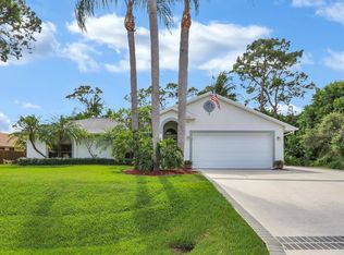 1074 SE Lansdowne Ave, Port Saint Lucie, FL 34983