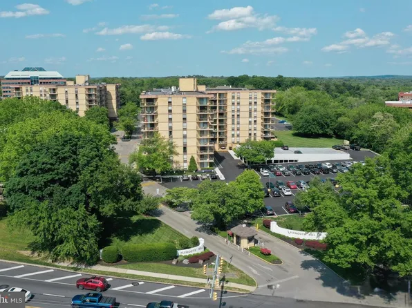 666 W Germantown Pike APT 1311, Plymouth Meeting, PA 19462