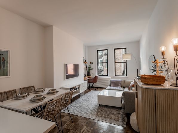 235 W 22nd St APT 3T