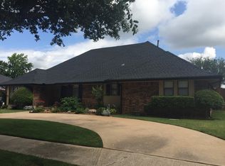 8017 Brownsville Ln, Bethany, OK 73008