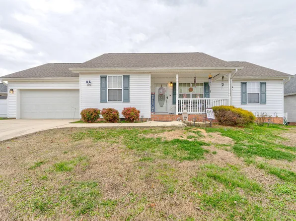 181 Round Tree Dr, Rossville, GA 30741
