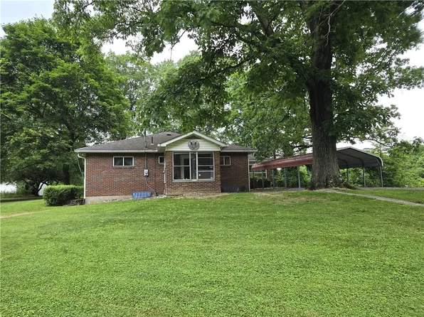 723 Bonniebrook Rd, Butler, PA 16002