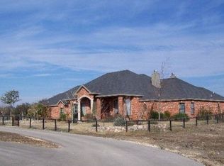 7006 Green Oaks Dr, Christoval, TX 76935