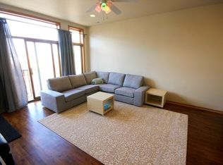 2421 W Madison St APT 2, Chicago, IL 60612