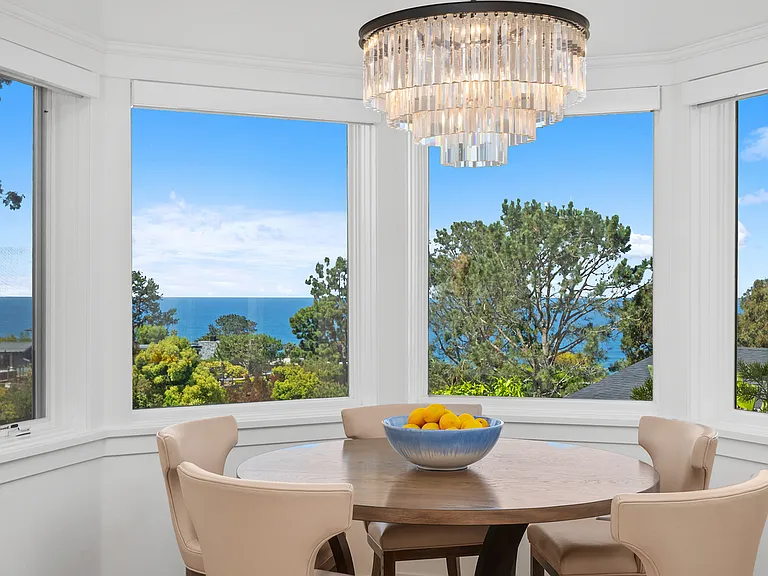 Casual dining area