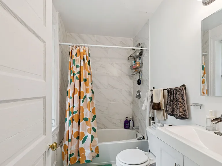 3431 Spring Garden St #1F — Photo 4