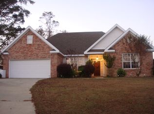 18 Stratford Ct, Hattiesburg, MS 39402