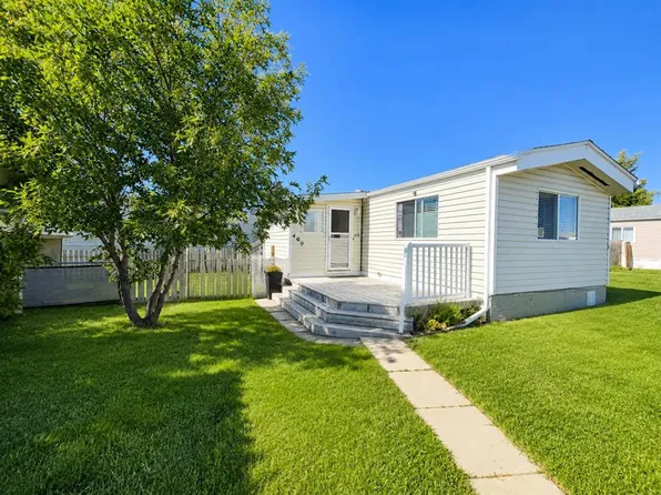 409 SE 7th Ave, Beaverlodge, AB T0H 0C0