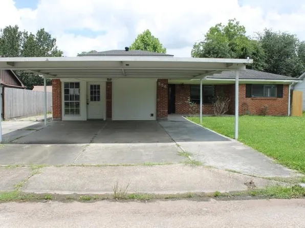 556 Hydrangea Ave, Orange, TX 77630