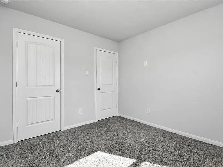 11028 Patriot Ct — Photo 37