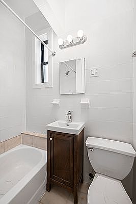 5th image of 340 E 5th St APT E1