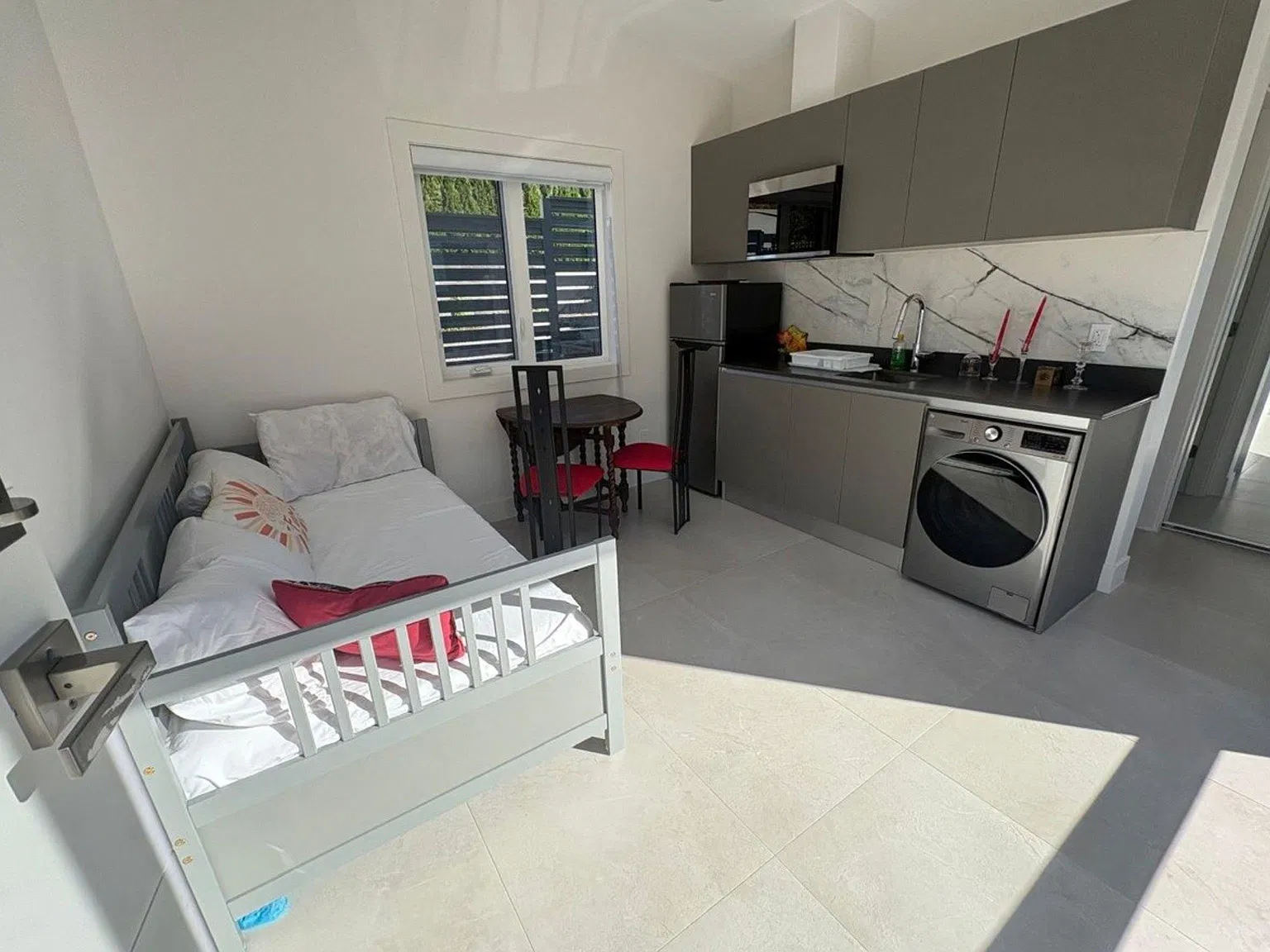 1 bed, 247 sqft, $1,600 — Photo 4