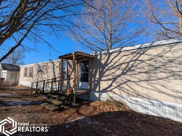 106 S Liberty St, Plymouth, IL 62367